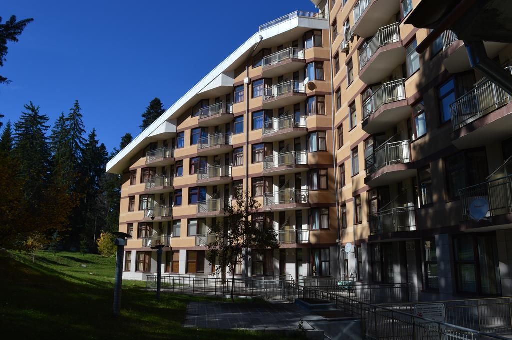 Apartments Flora-Daisy Borowez Exterior foto